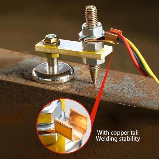 Strong magnetic welding machine