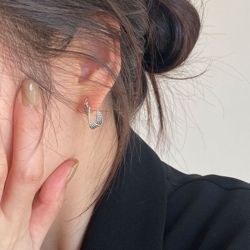 Silver Retro Twisted Eardrop Earring