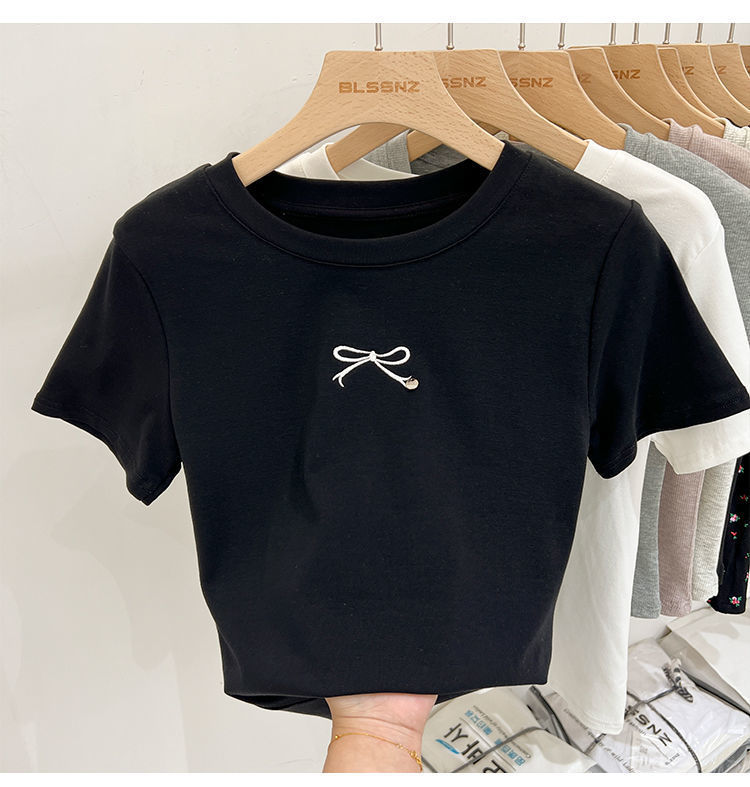 Bow Print Chic Cropped Top