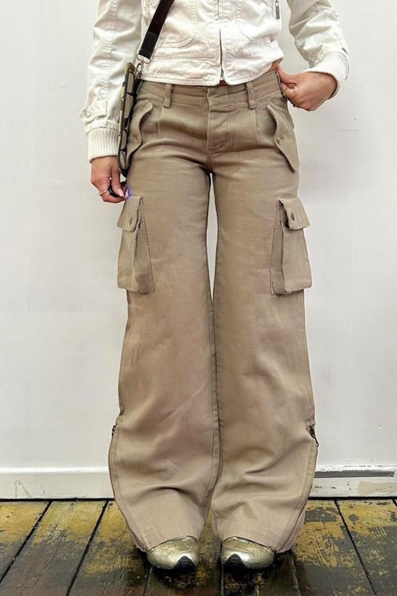Casual American Worn Looking Washed-out Jeans