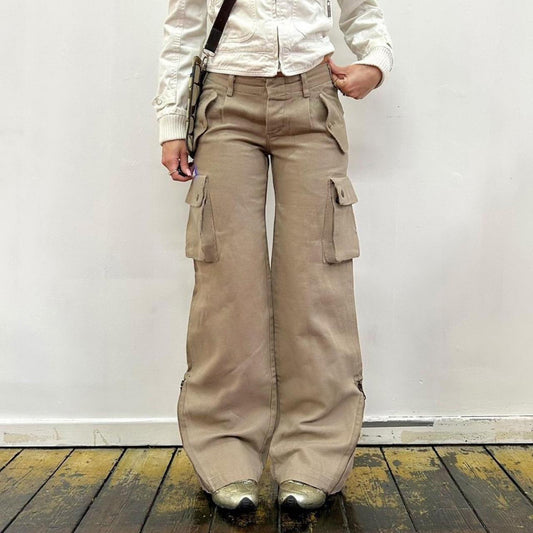 Casual American Worn Looking Washed-out Jeans