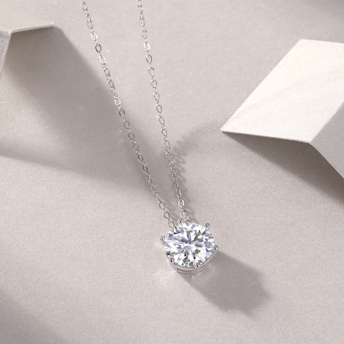 Luxury Fashion Diamond Pendant Necklace Set