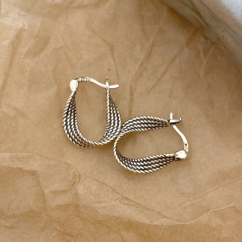 Silver Retro Twisted Eardrop Earring