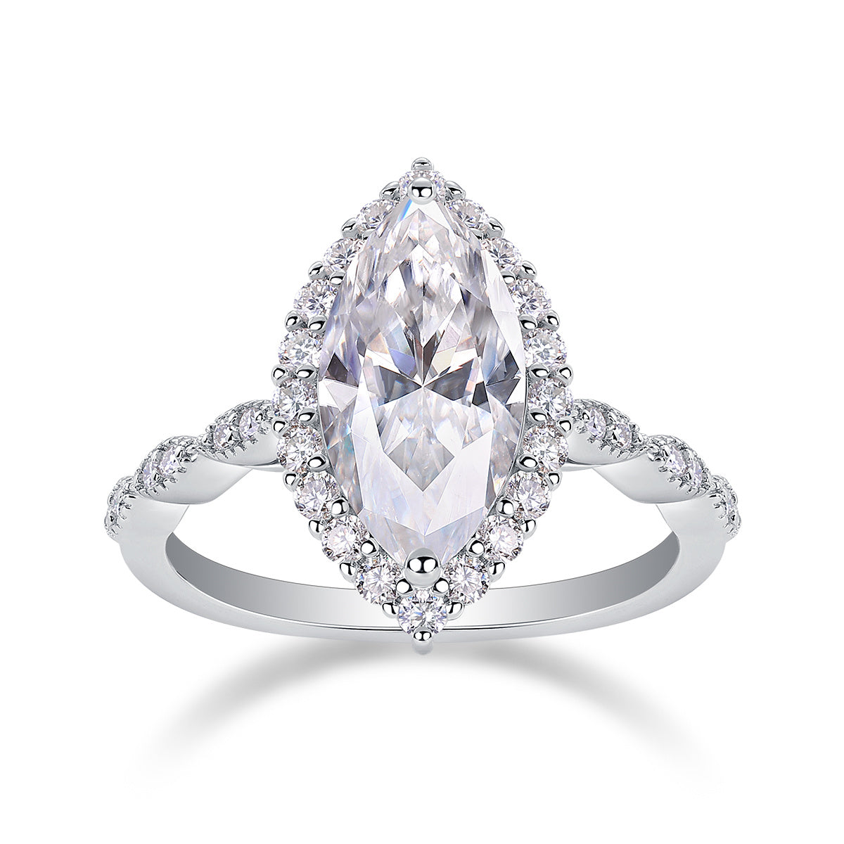 Fashionable Diamond Jewelry Moissanite